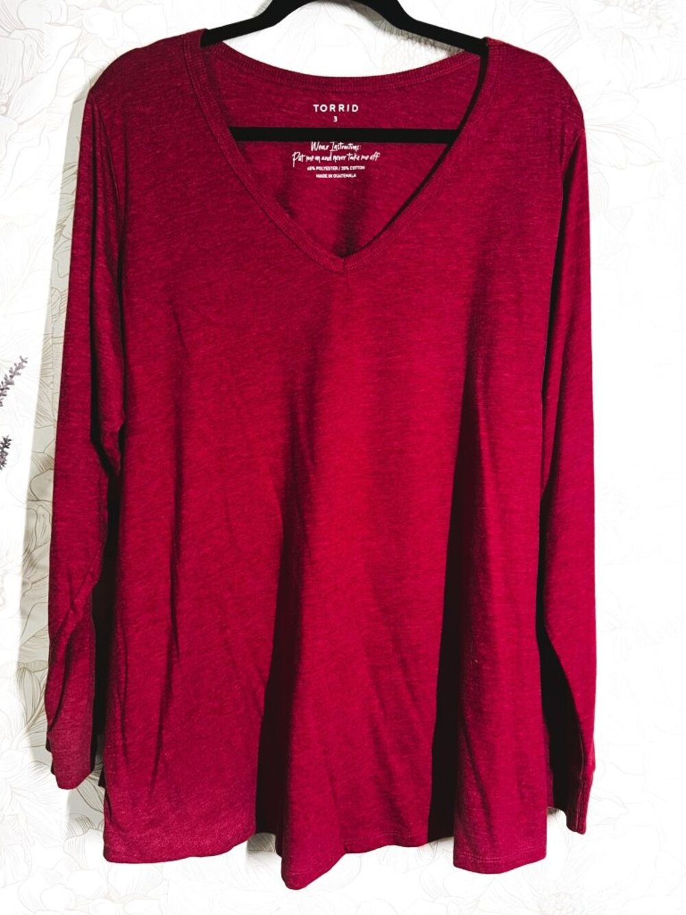 Torrid 3 Womens Burgundy Long Sleeve V-Neck Top Size 3x Polyester Cotton Blend